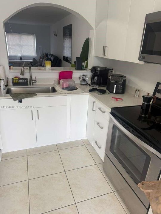 For Rent: $1,790 (2 beds, 2 baths, 822 Square Feet)