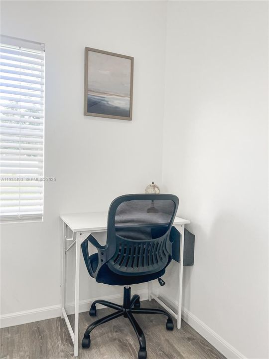 В аренду: $1,600 (1 спален, 1 ванн, 1046 Квадратных фут)