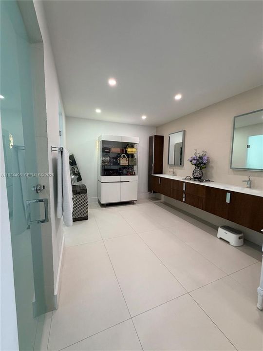 На продажу: $1,175,000 (3 спален, 3 ванн, 2145 Квадратных фут)