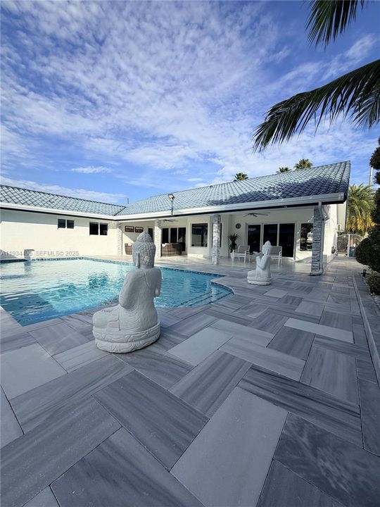 На продажу: $1,175,000 (3 спален, 3 ванн, 2145 Квадратных фут)