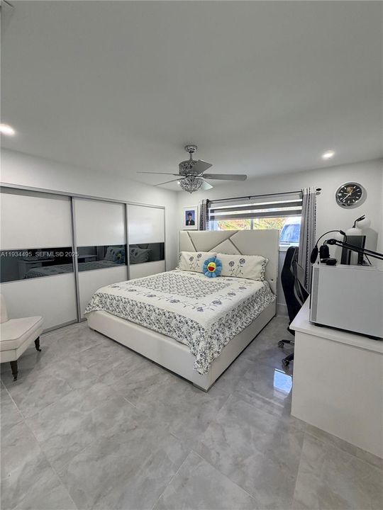 На продажу: $1,175,000 (3 спален, 3 ванн, 2145 Квадратных фут)