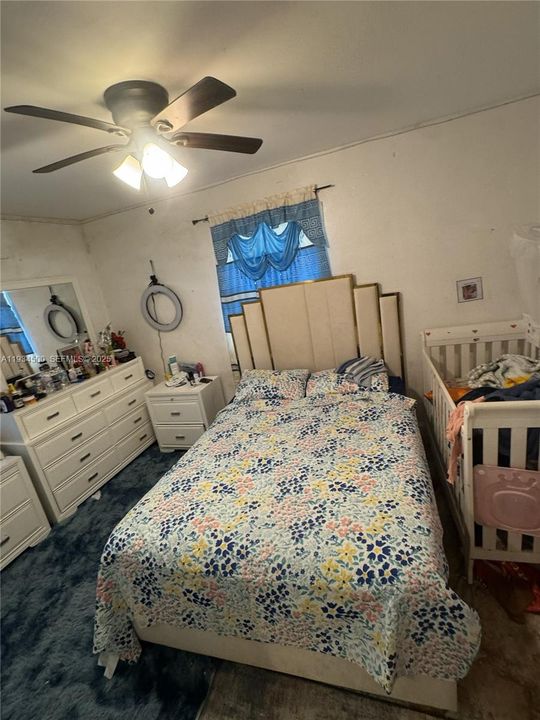 Под контрактом: $410,000 (3 спален, 2 ванн, 1261 Квадратных фут)