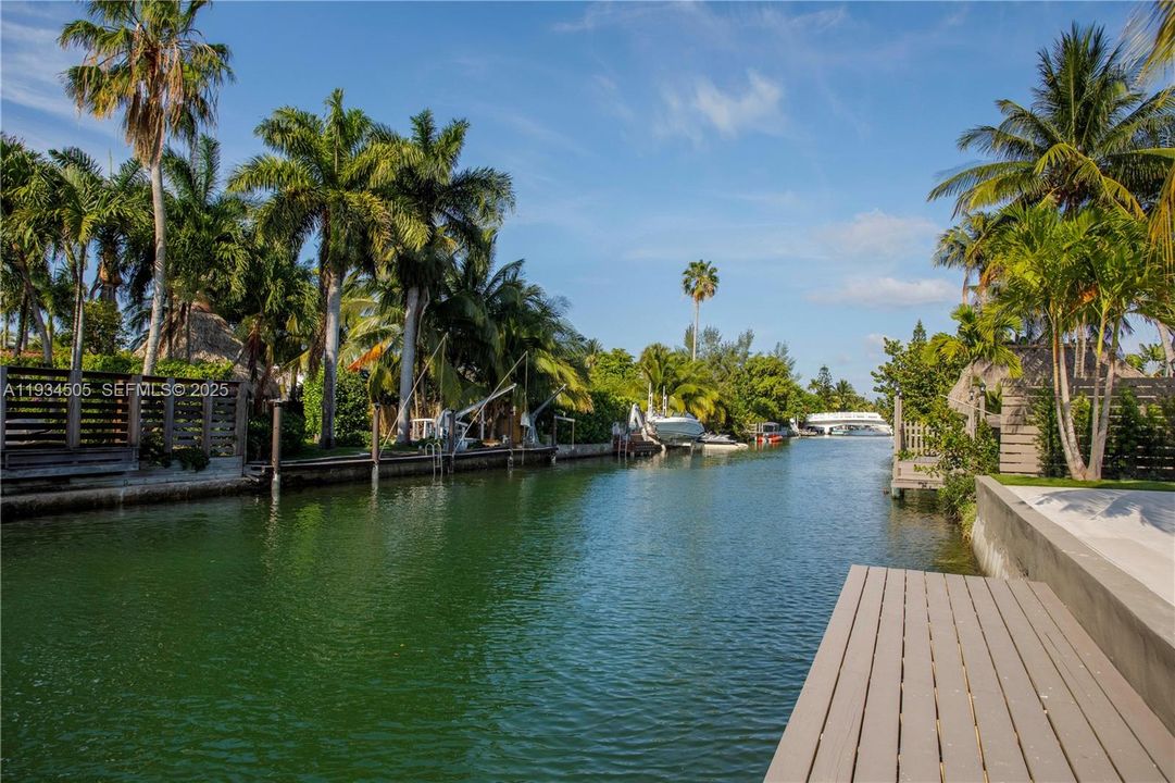 For Rent: $26,000 (5 beds, 4 baths, 2769 Square Feet)