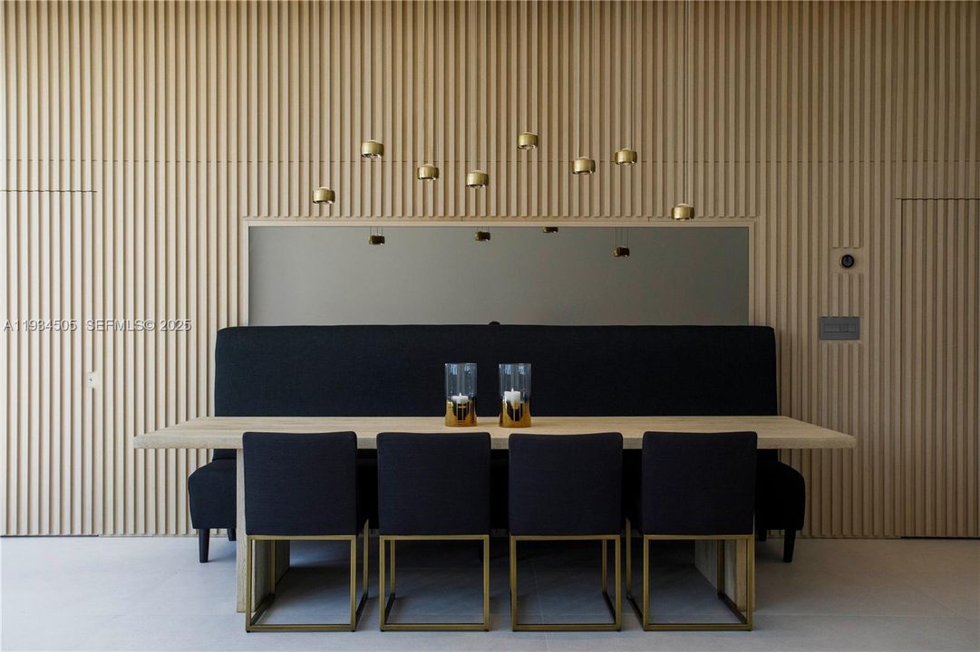 For Rent: $26,000 (5 beds, 4 baths, 2769 Square Feet)