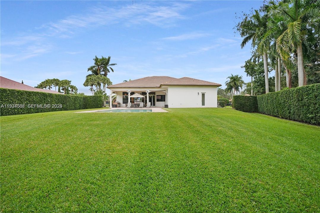 В аренду: $8,000 (4 спален, 3 ванн, 2984 Квадратных фут)