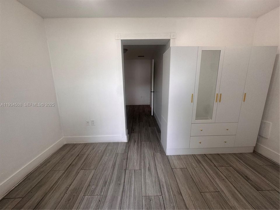 На продажу: $630,000 (3 спален, 2 ванн, 1196 Квадратных фут)