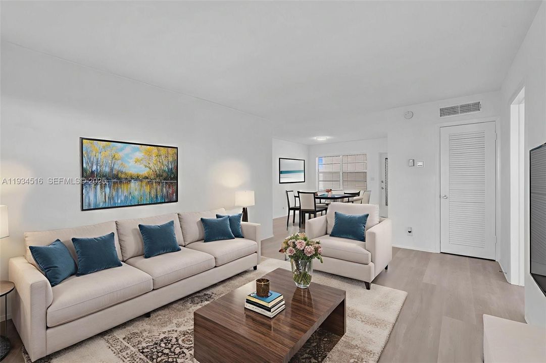 En Venta: $139,999 (2 camas, 2 baños, 950 Pies cuadrados)