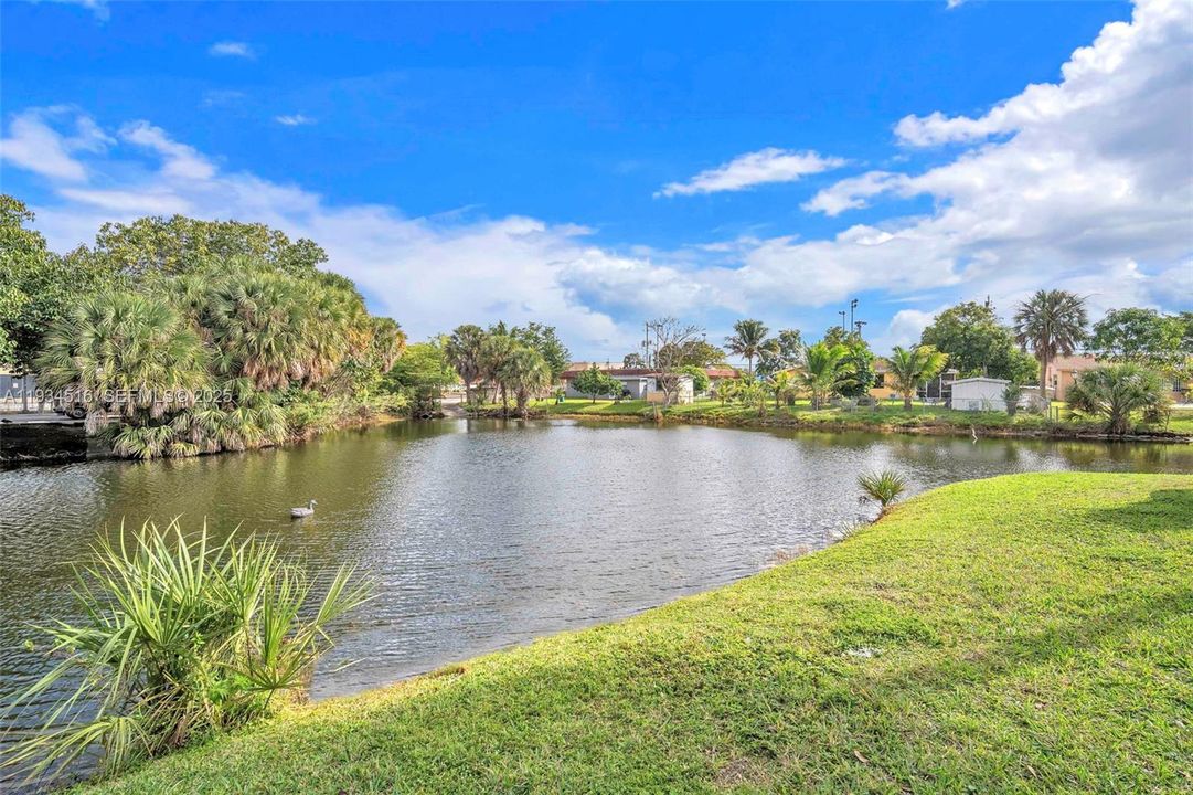 En Venta: $139,999 (2 camas, 2 baños, 950 Pies cuadrados)