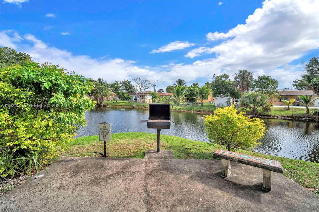 En Venta: $139,999 (2 camas, 2 baños, 950 Pies cuadrados)