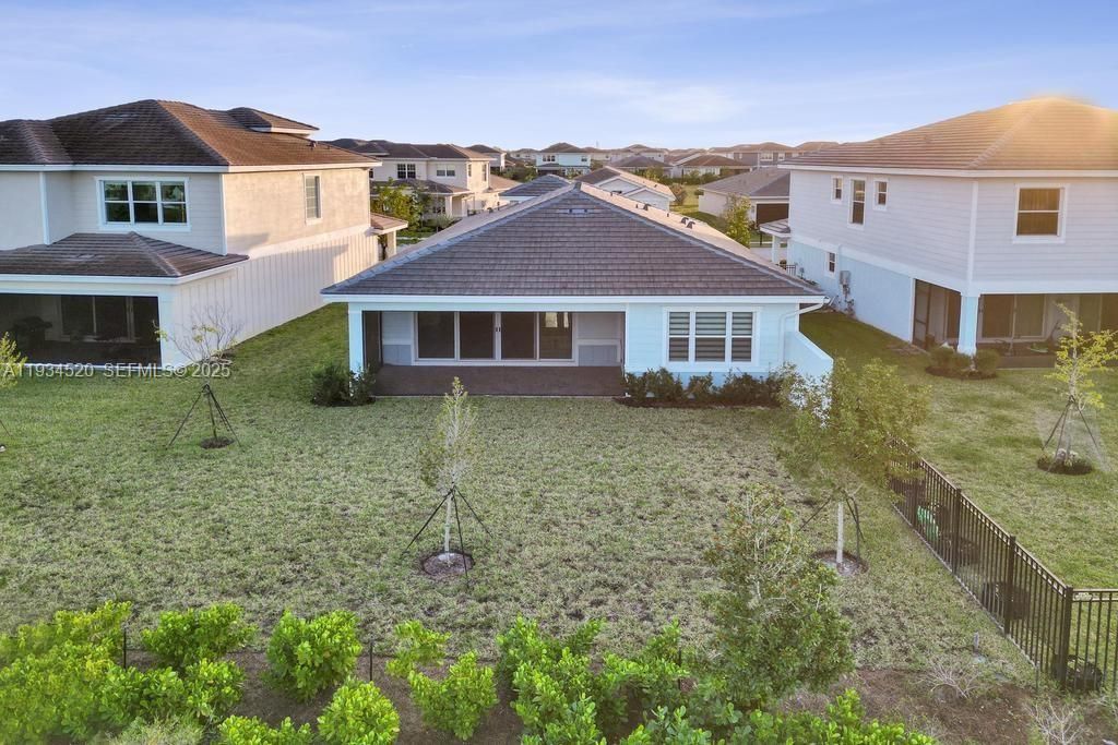 出租: $3,700 (3 贝兹, 2 浴室, 1869 平方英尺)