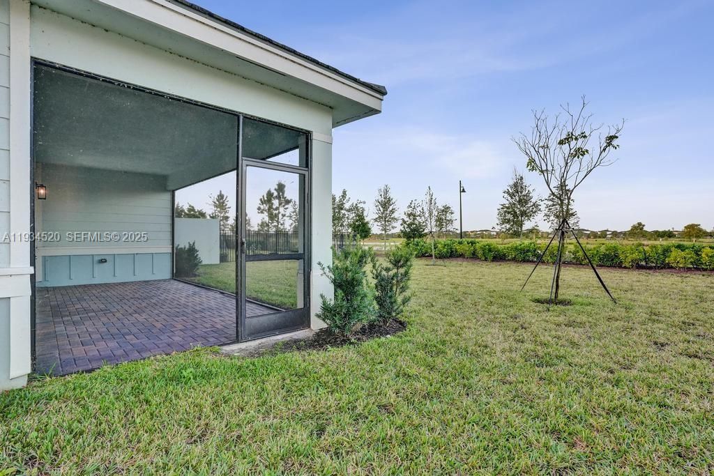 出租: $3,700 (3 贝兹, 2 浴室, 1869 平方英尺)