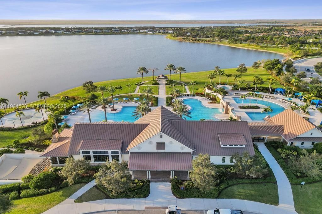 Clubhouse and 2 pools