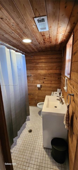 En Renta: $2,950 (3 camas, 3 baños, 2040 Pies cuadrados)