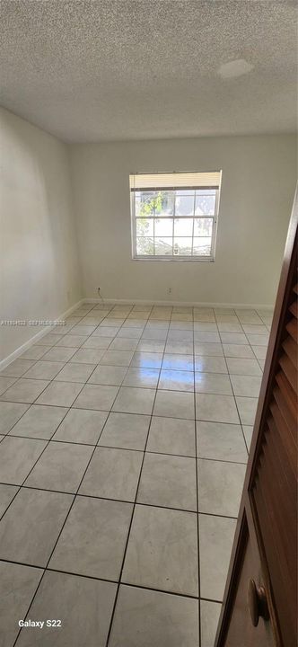 En Renta: $2,950 (3 camas, 3 baños, 2040 Pies cuadrados)