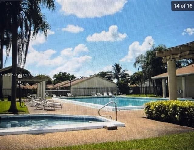 For Rent: $24,000 (2 beds, 2 baths, 817 Square Feet)