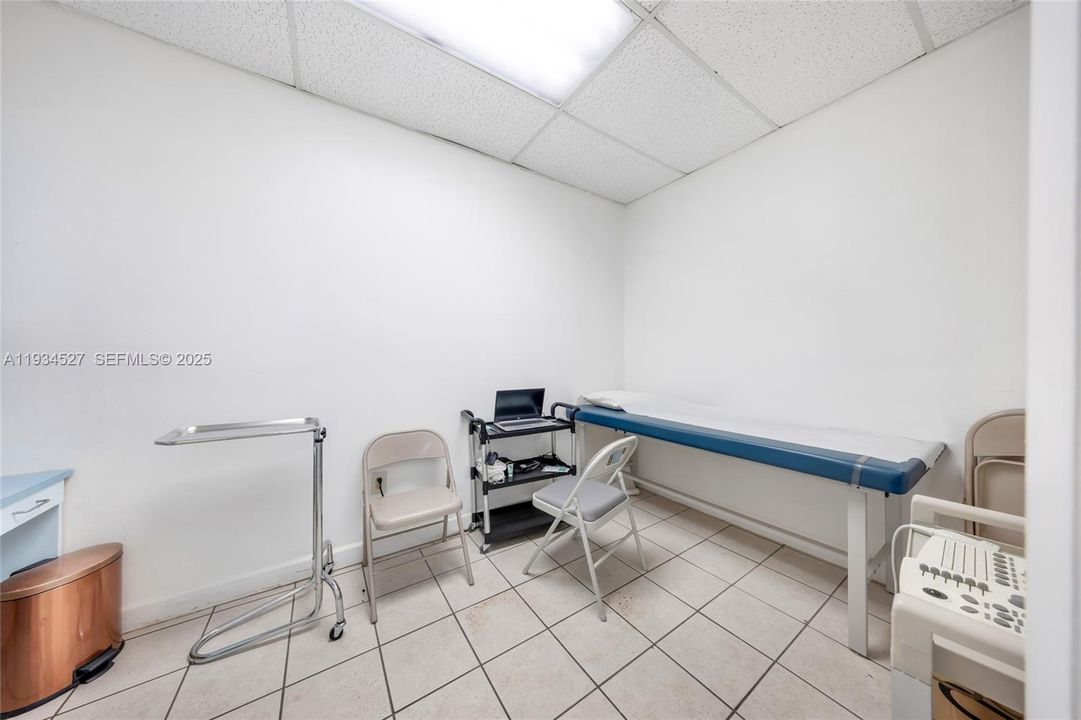 В аренду: $38 (0 спален, 0 ванн, 0 Квадратных фут)