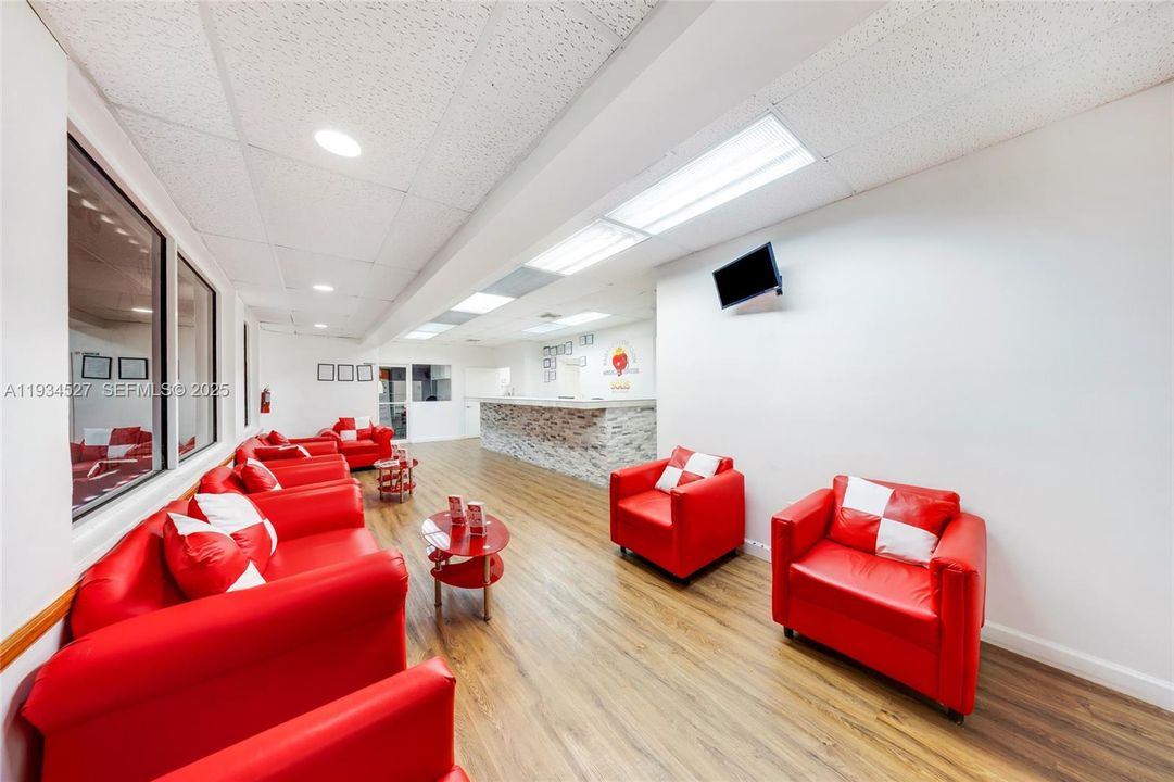 В аренду: $38 (0 спален, 0 ванн, 0 Квадратных фут)