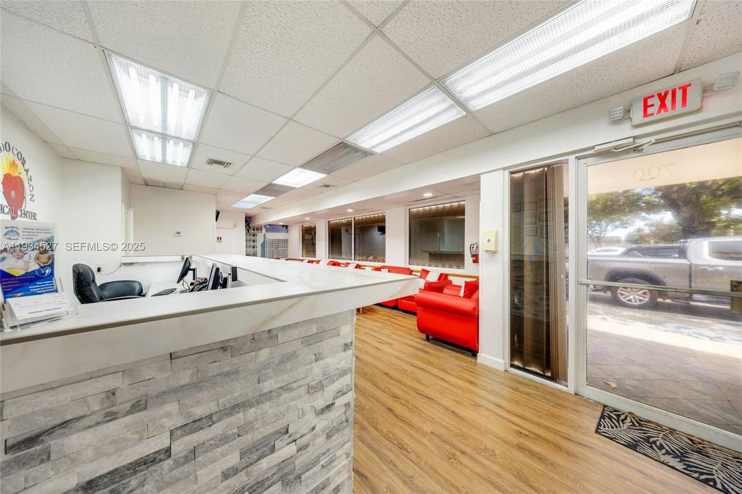 В аренду: $38 (0 спален, 0 ванн, 0 Квадратных фут)