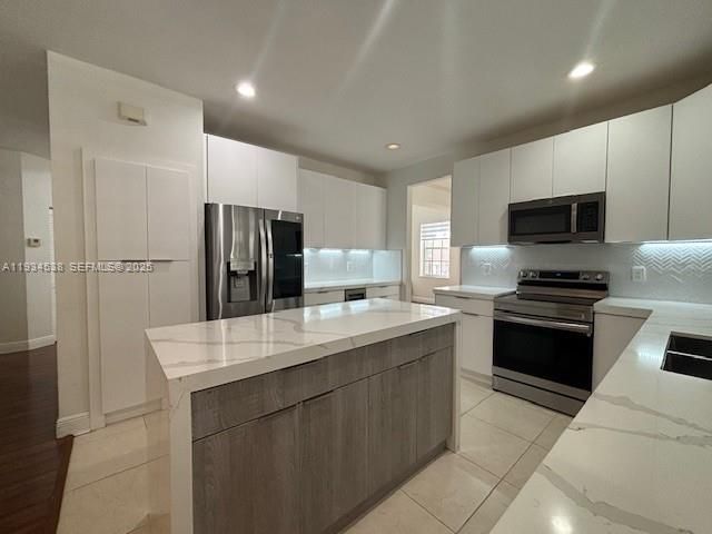 En Renta: $6,200 (5 camas, 4 baños, 3122 Pies cuadrados)