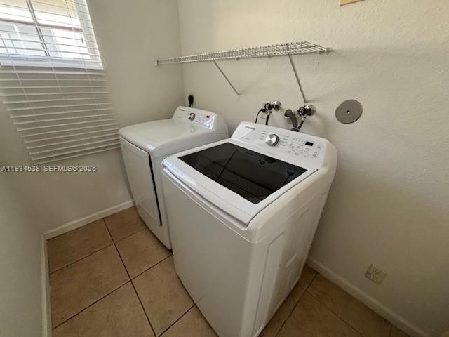 En Renta: $6,200 (5 camas, 4 baños, 3122 Pies cuadrados)