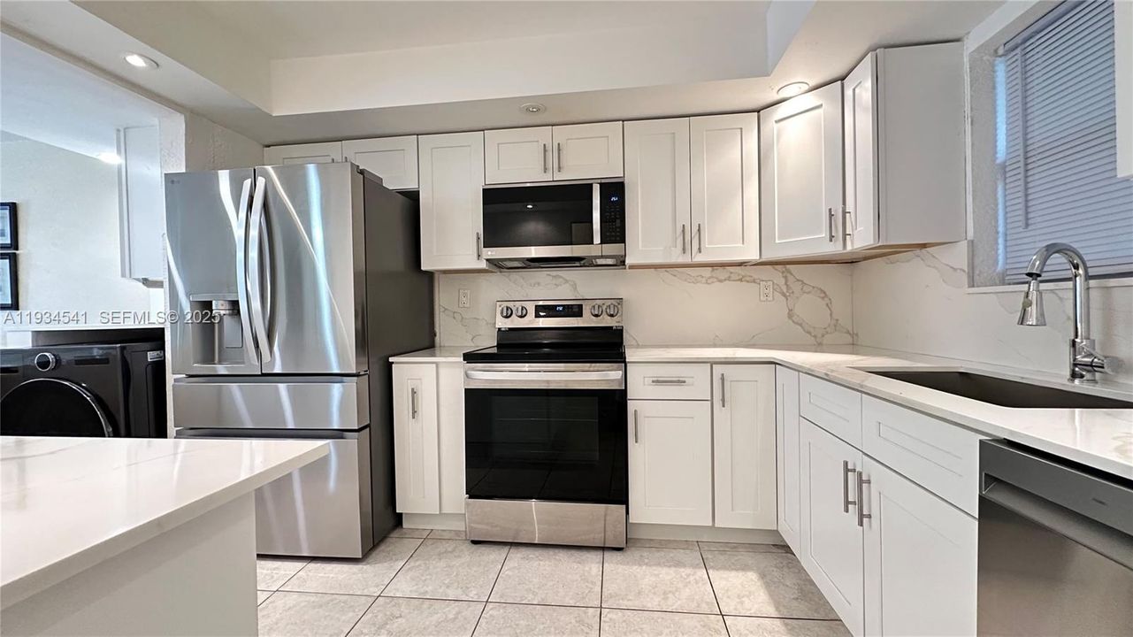 En Venta: $99,000 (1 camas, 1 baños, 981 Pies cuadrados)