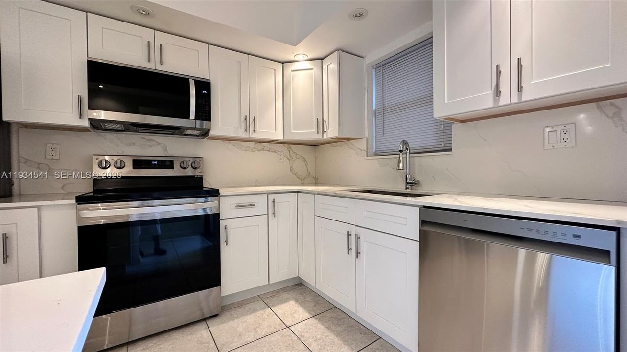 En Venta: $99,000 (1 camas, 1 baños, 981 Pies cuadrados)