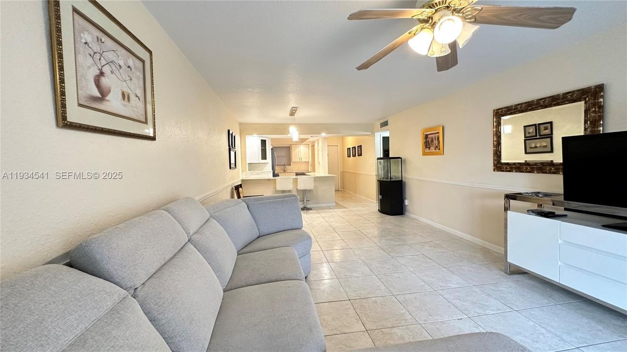 En Venta: $99,000 (1 camas, 1 baños, 981 Pies cuadrados)