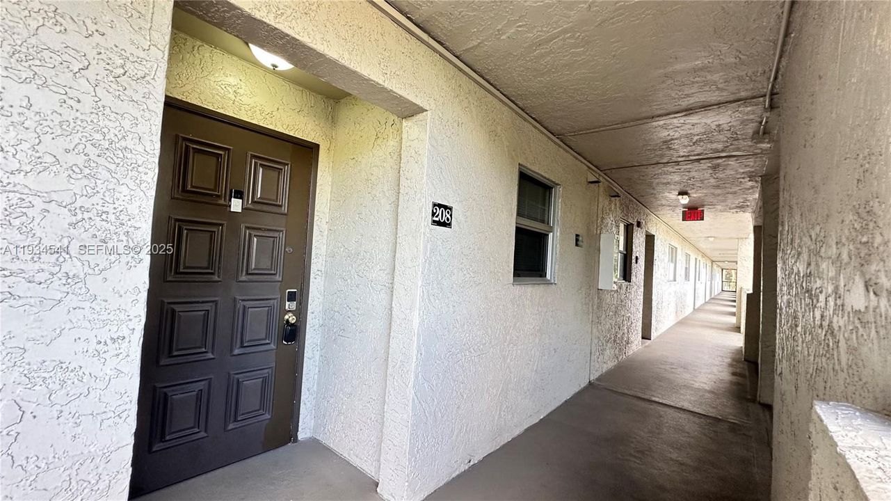 En Venta: $99,000 (1 camas, 1 baños, 981 Pies cuadrados)