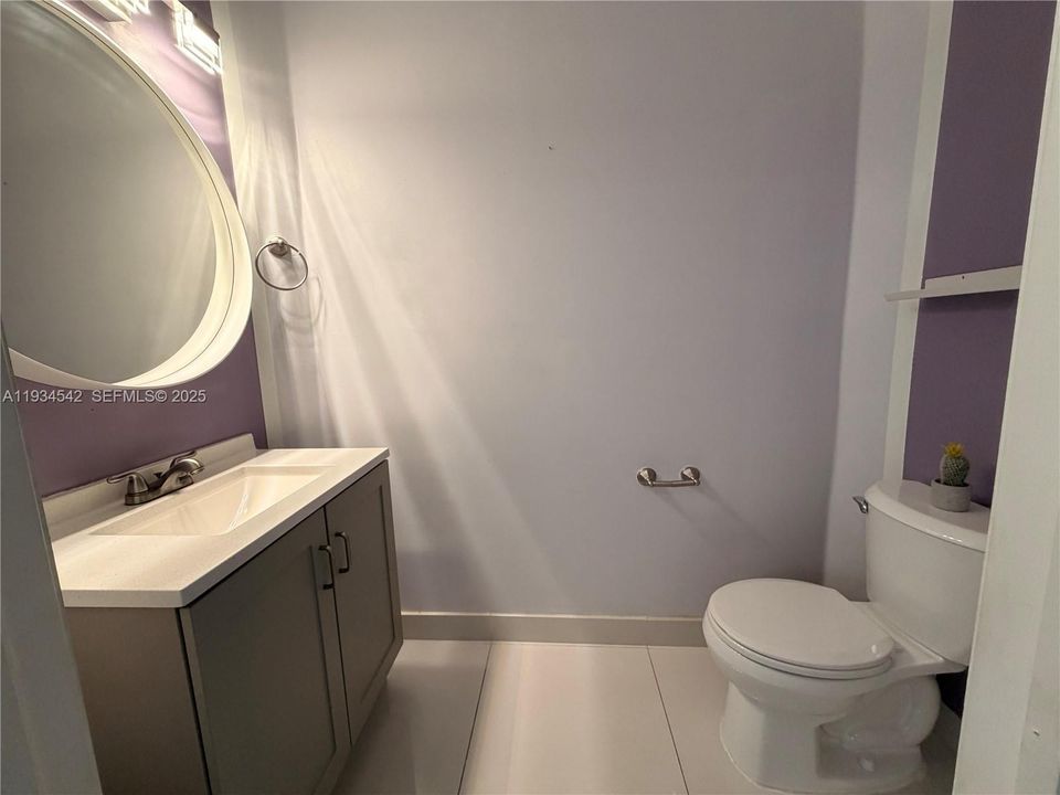 В аренду: $2,550 (2 спален, 2 ванн, 1241 Квадратных фут)