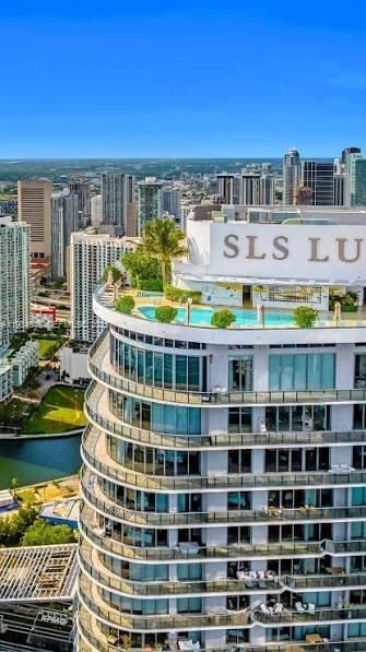 For Sale: $1,190,000 (3 beds, 3 baths, 1450 Square Feet)