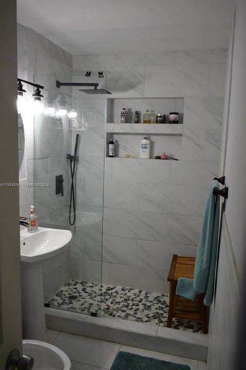 For Sale: $729,900 (3 beds, 2 baths, 1940 Square Feet)