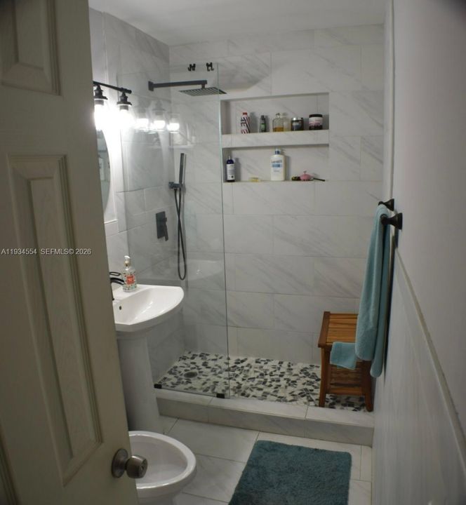 For Sale: $729,900 (3 beds, 2 baths, 1940 Square Feet)