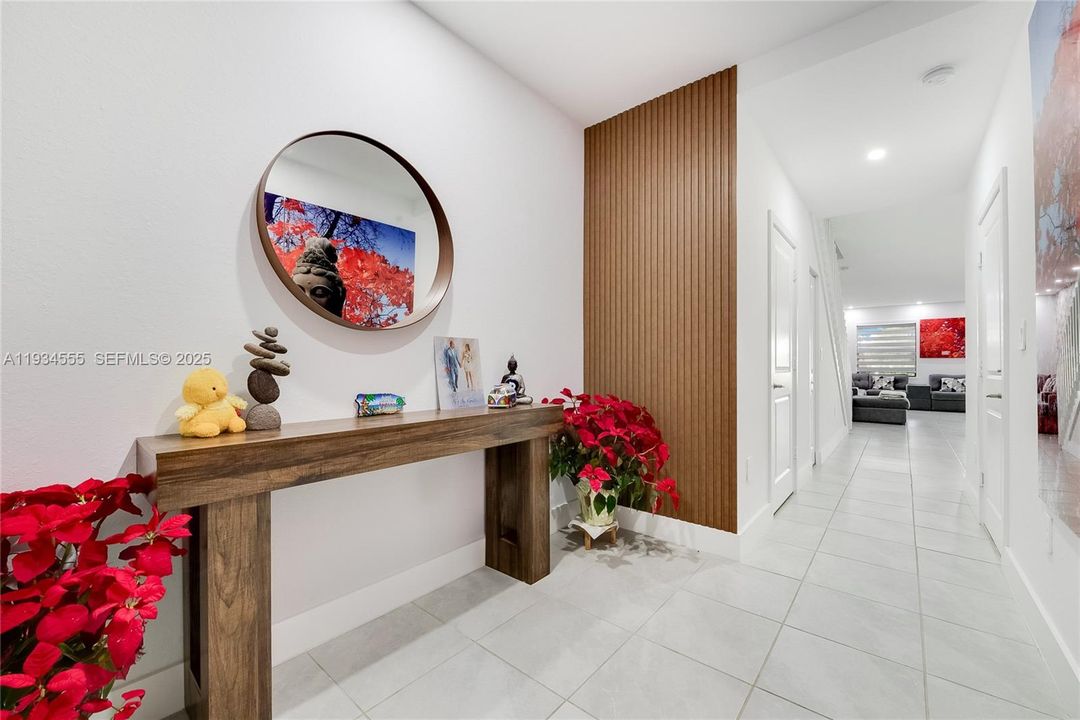 En Venta: $515,000 (4 camas, 3 baños, 1936 Pies cuadrados)