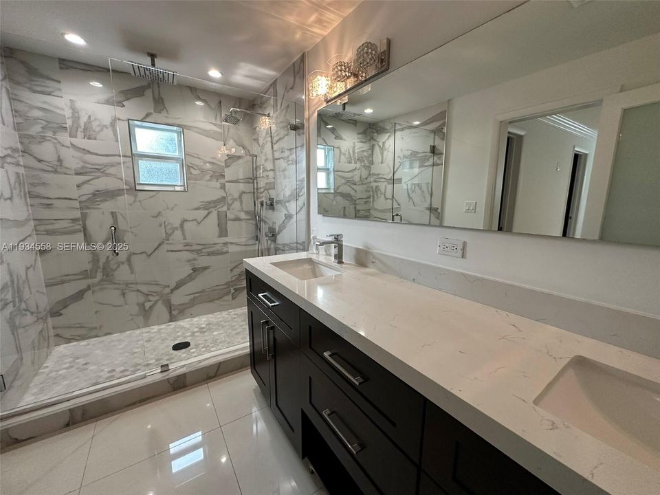 В аренду: $7,250 (4 спален, 3 ванн, 2301 Квадратных фут)