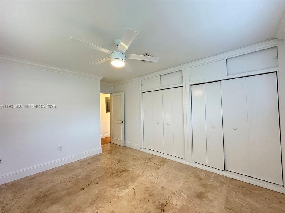 В аренду: $7,250 (4 спален, 3 ванн, 2301 Квадратных фут)