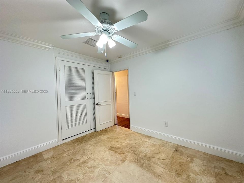 В аренду: $7,250 (4 спален, 3 ванн, 2301 Квадратных фут)