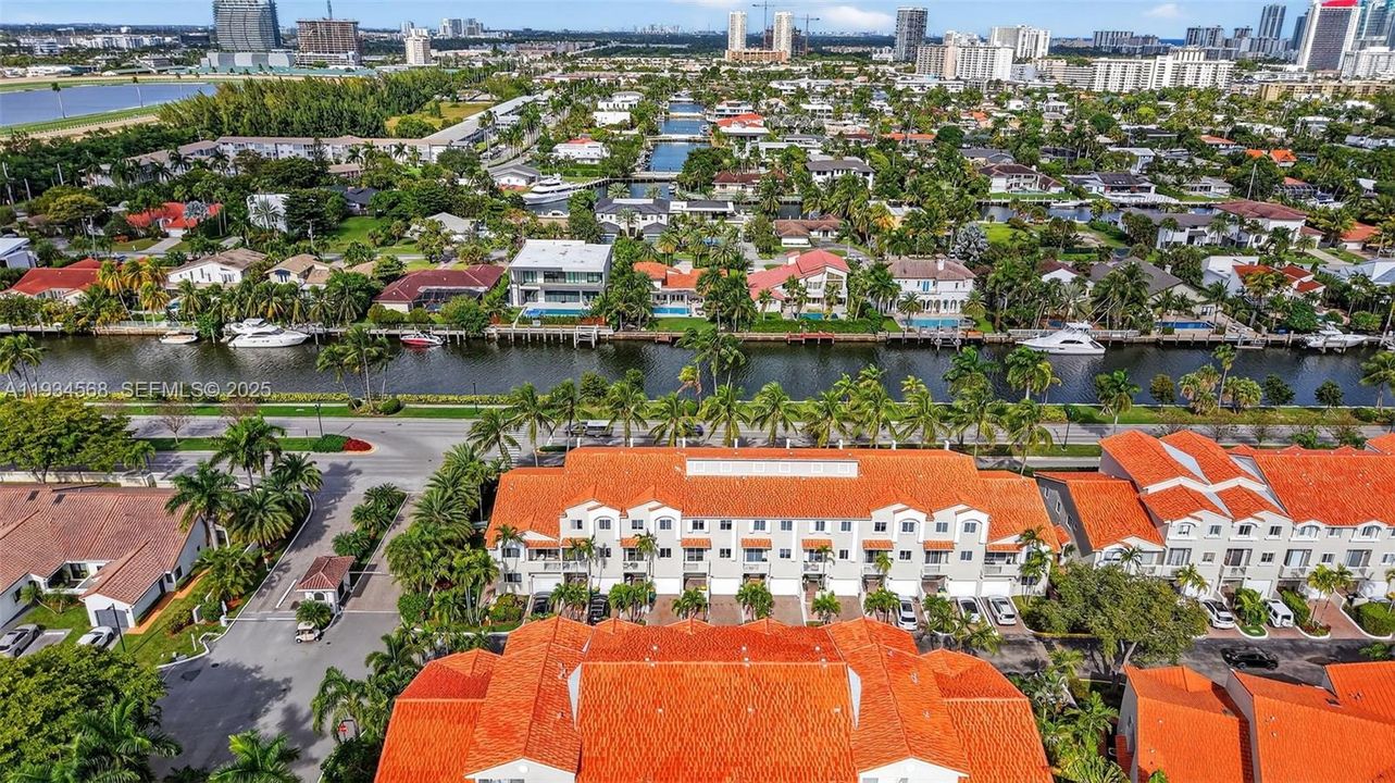 For Sale: $874,999 (4 beds, 3 baths, 2700 Square Feet)