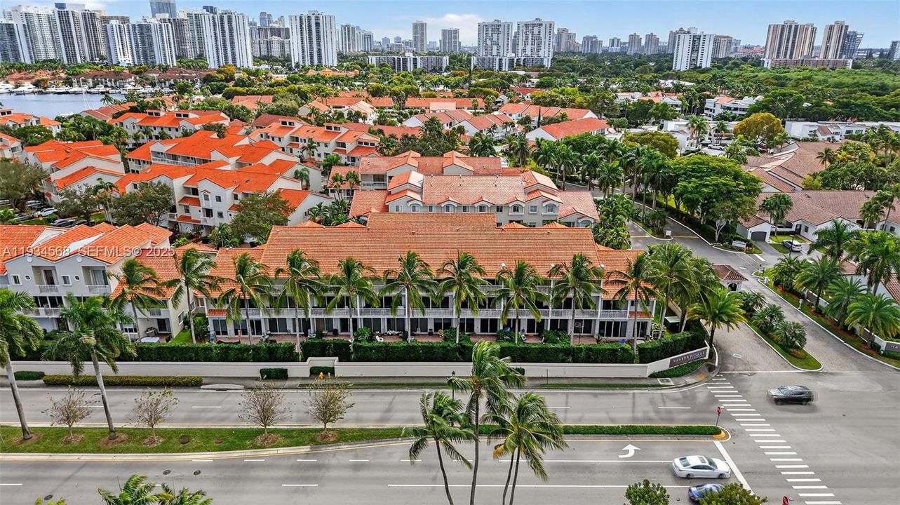 For Sale: $874,999 (4 beds, 3 baths, 2700 Square Feet)