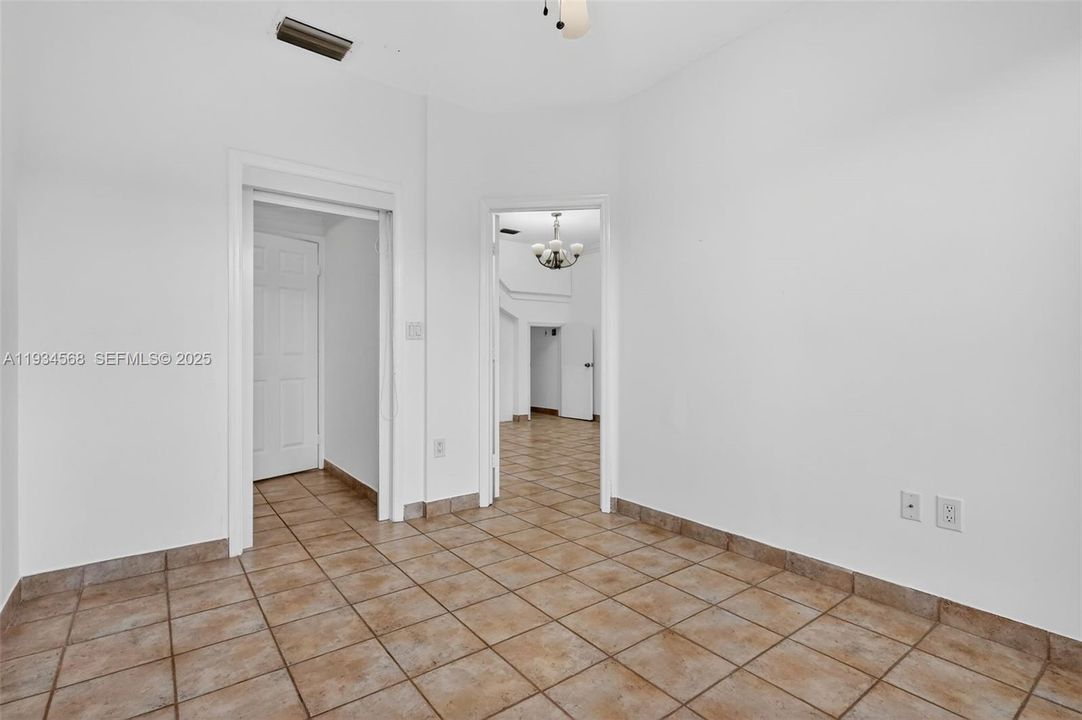 For Sale: $874,999 (4 beds, 3 baths, 2700 Square Feet)