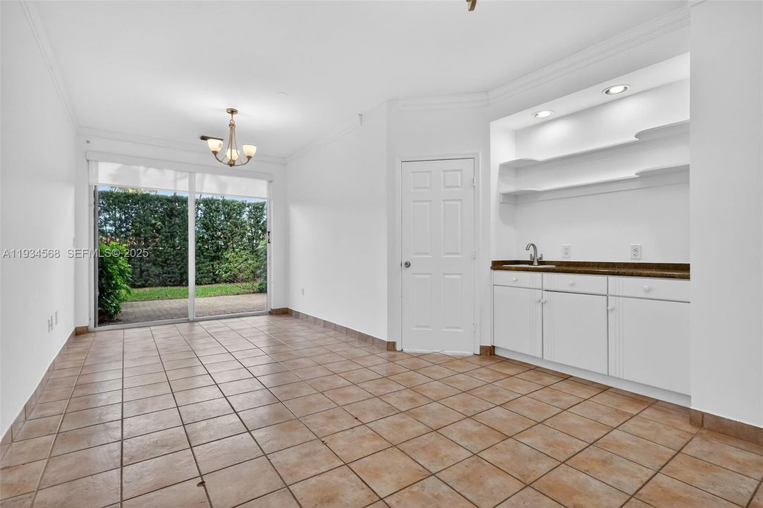 For Sale: $874,999 (4 beds, 3 baths, 2700 Square Feet)