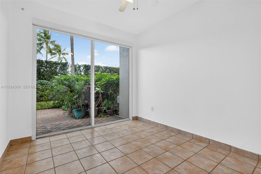 For Sale: $874,999 (4 beds, 3 baths, 2700 Square Feet)