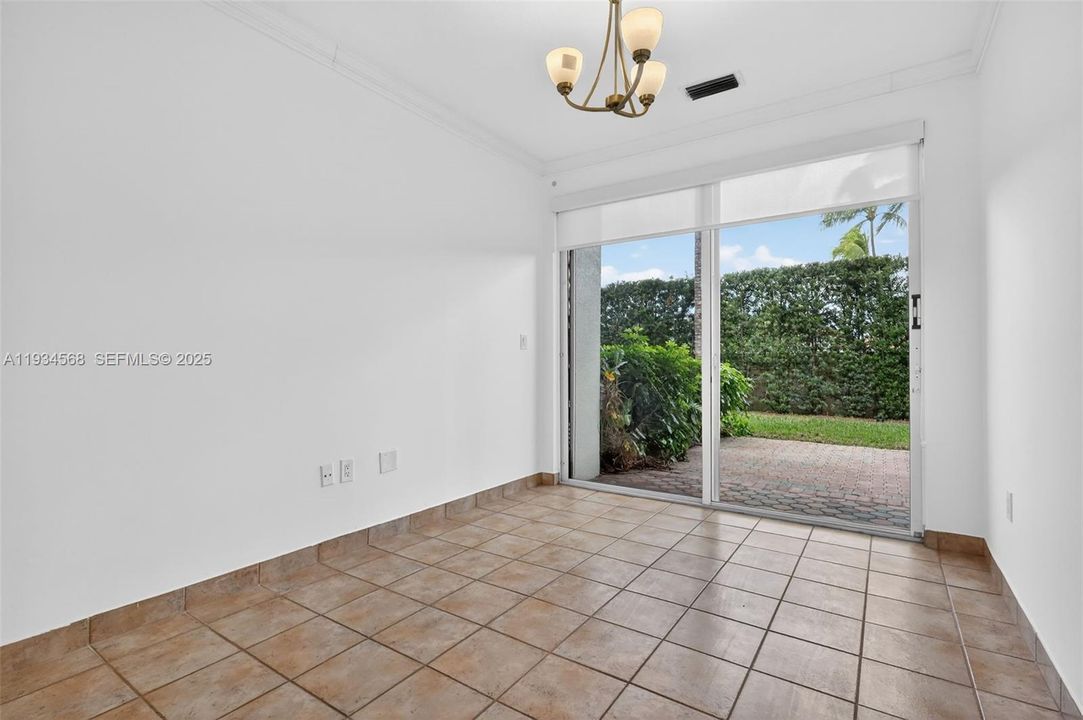 For Sale: $874,999 (4 beds, 3 baths, 2700 Square Feet)