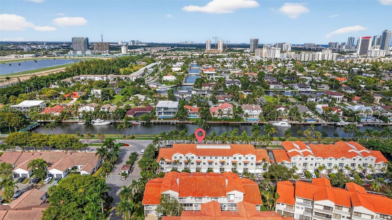 For Sale: $874,999 (4 beds, 3 baths, 2700 Square Feet)