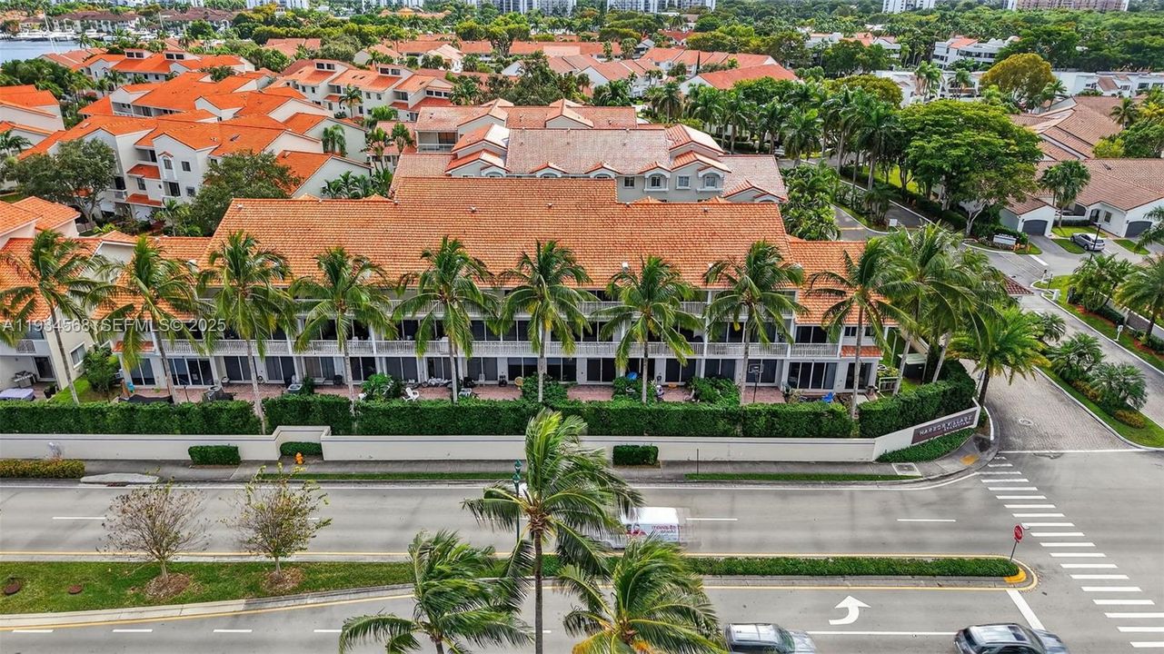 For Sale: $874,999 (4 beds, 3 baths, 2700 Square Feet)