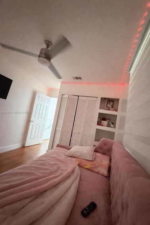 For Sale: $760,000 (4 beds, 2 baths, 2071 Square Feet)