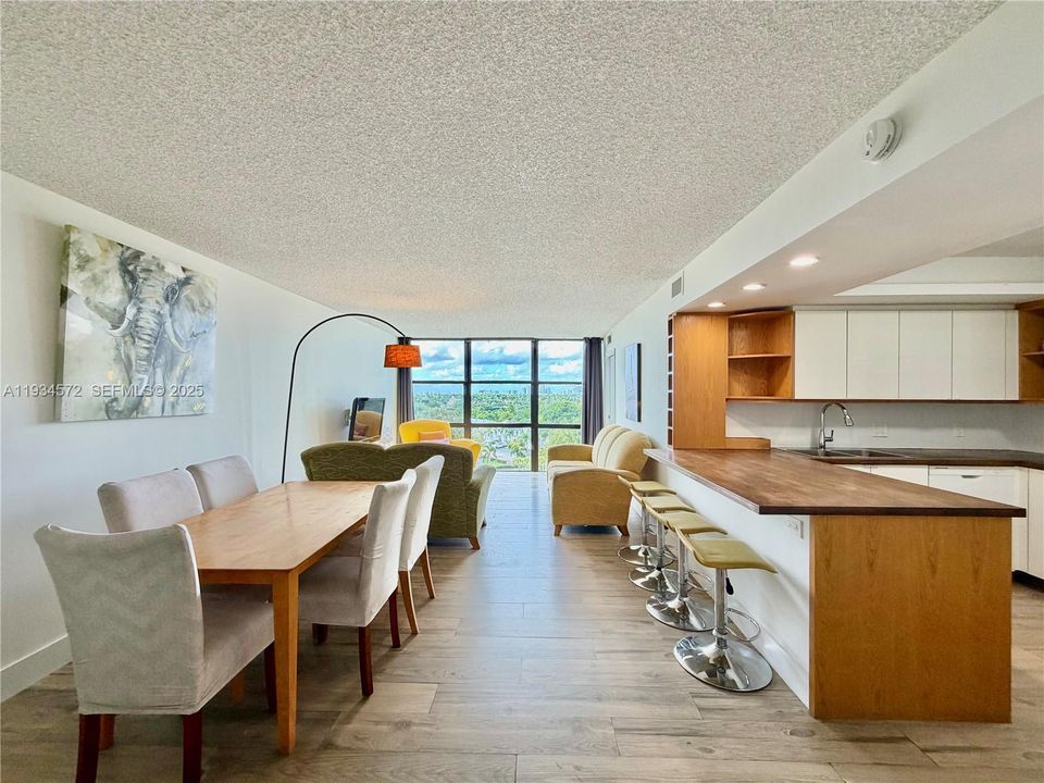 En Renta: $2,800 (2 camas, 2 baños, 1075 Pies cuadrados)