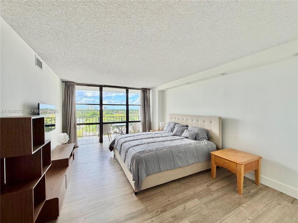 En Renta: $2,800 (2 camas, 2 baños, 1075 Pies cuadrados)