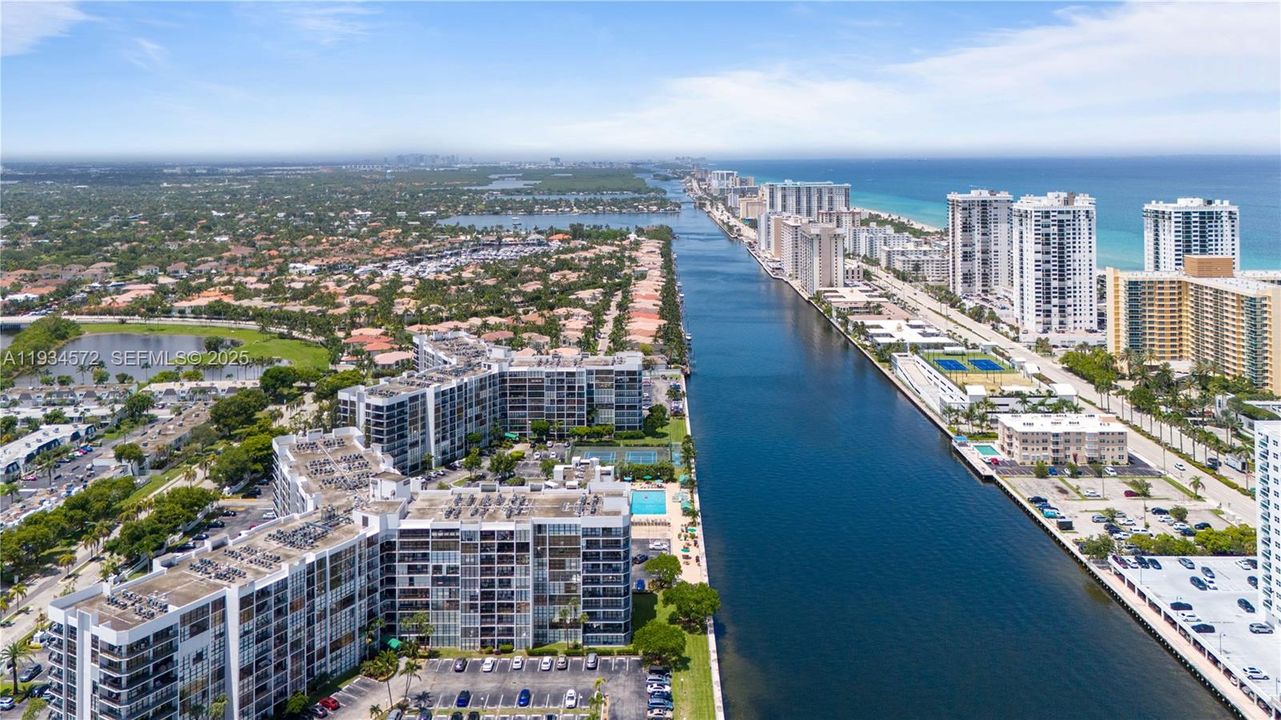 En Renta: $2,800 (2 camas, 2 baños, 1075 Pies cuadrados)