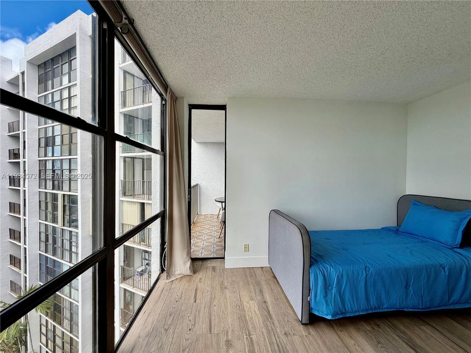 En Renta: $2,800 (2 camas, 2 baños, 1075 Pies cuadrados)