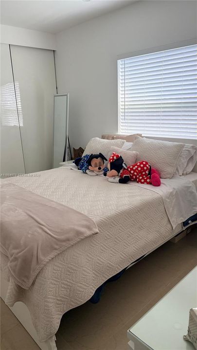 For Sale: $580,000 (3 beds, 1 baths, 1056 Square Feet)